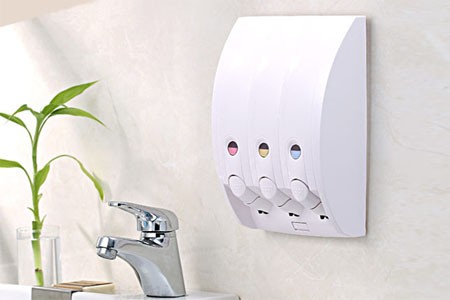 Distributeur d'hôtel avec bouteille non rechargeable